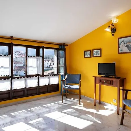 Alpstuga El Cotero Lines *